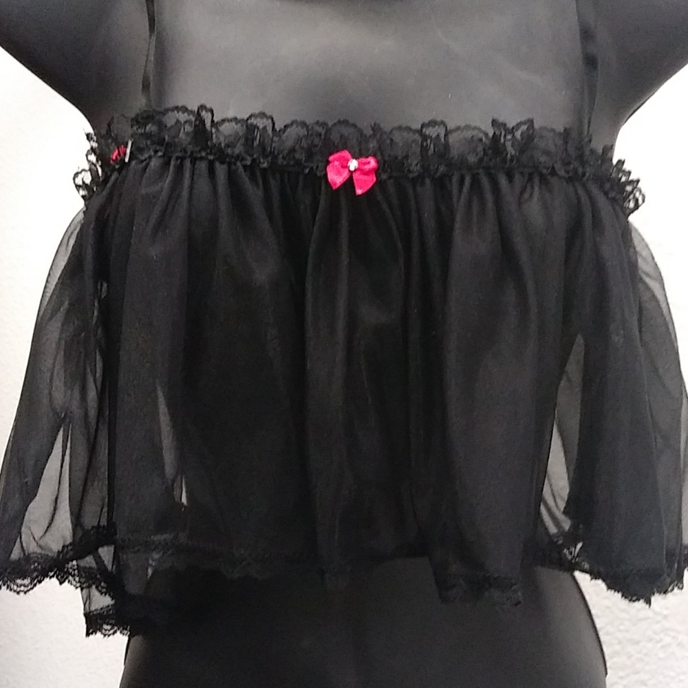 Lingerie/Top/Bottoms
